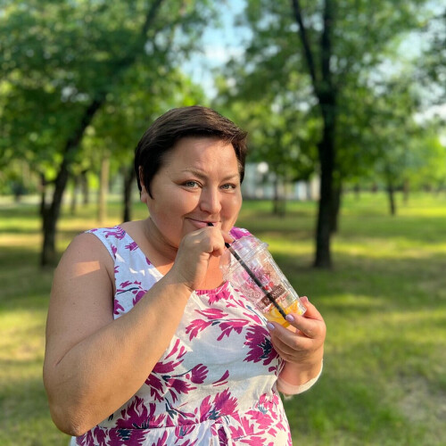 Альона