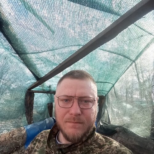 Максим