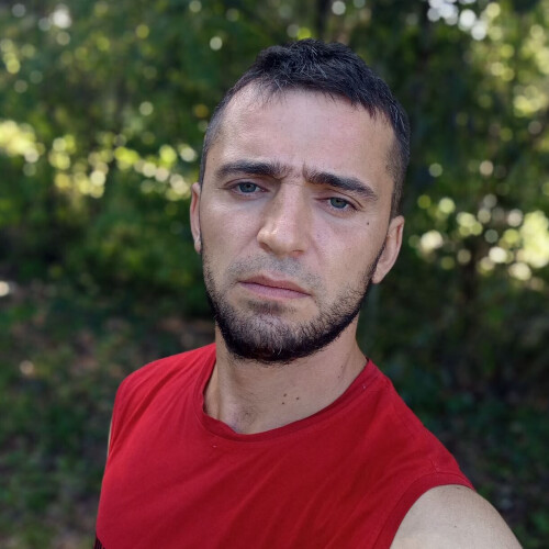 Максим