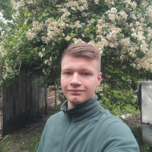 Максим
