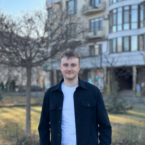 Андрій