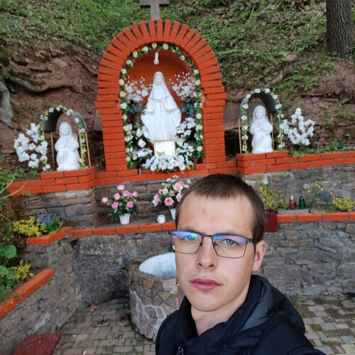 Михайло