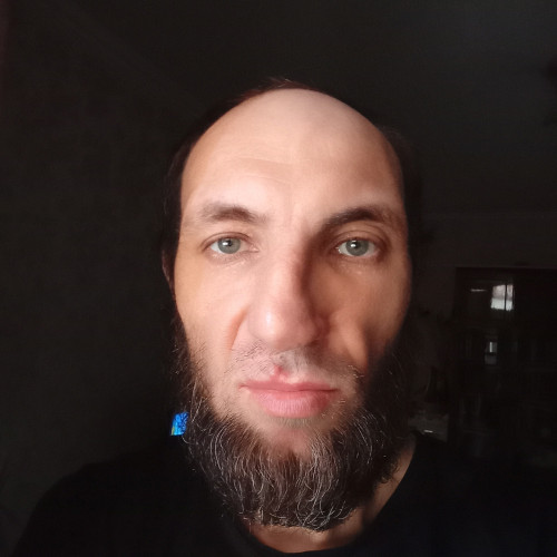 артем