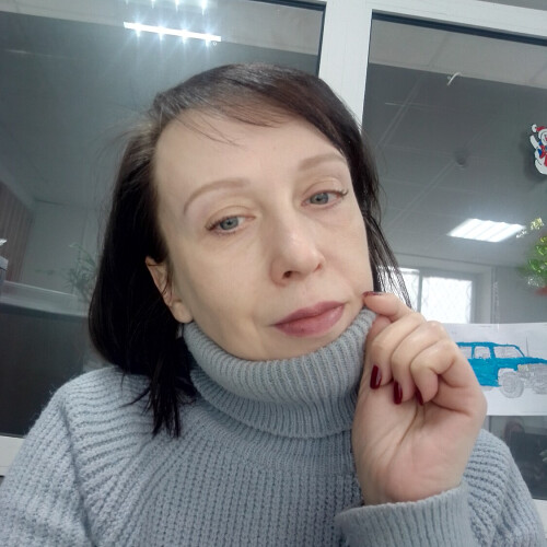 Оля