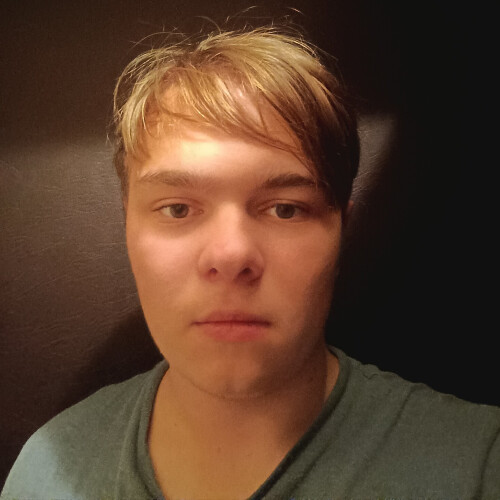 Михайло