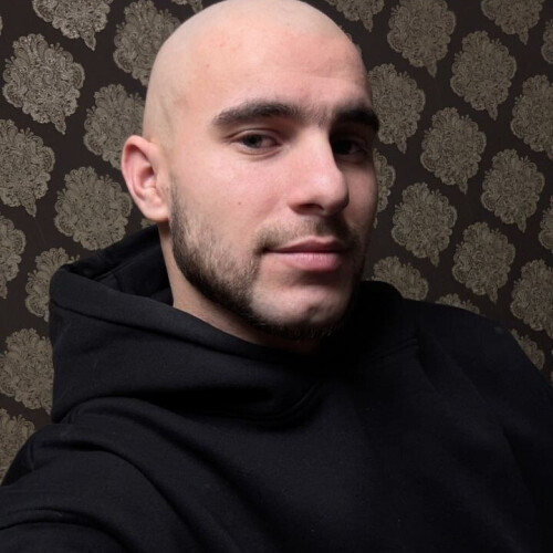 Максим
