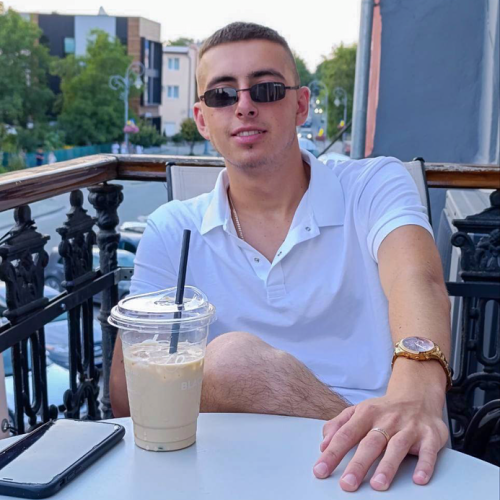 Олександр