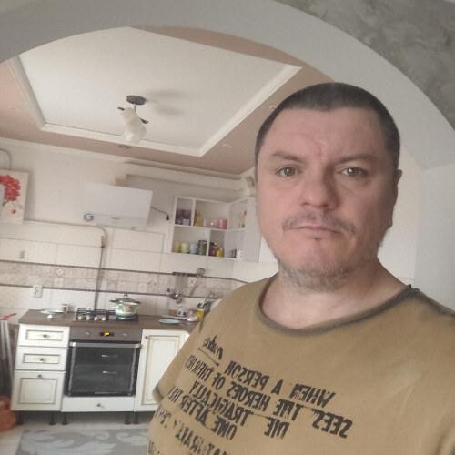 Михайло