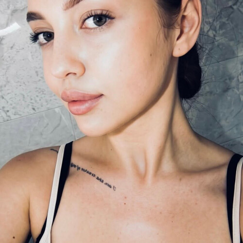Аліна
