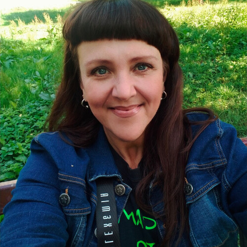 Лєна