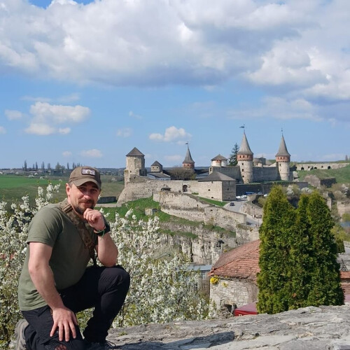 Леонід