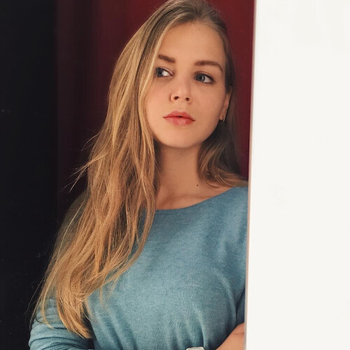 Аліна