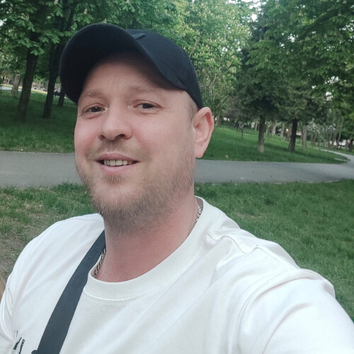Михайло