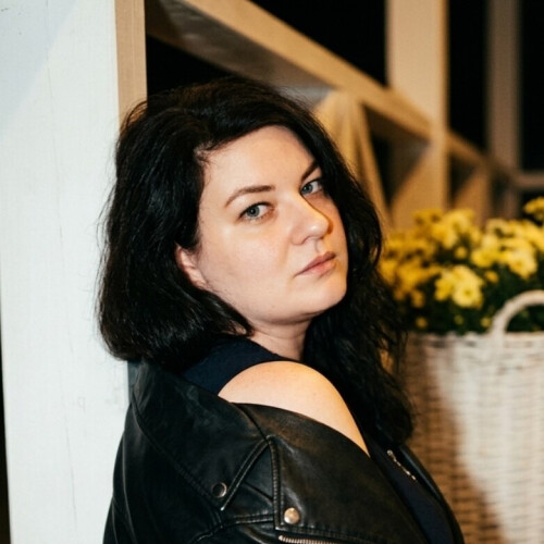 Юлія