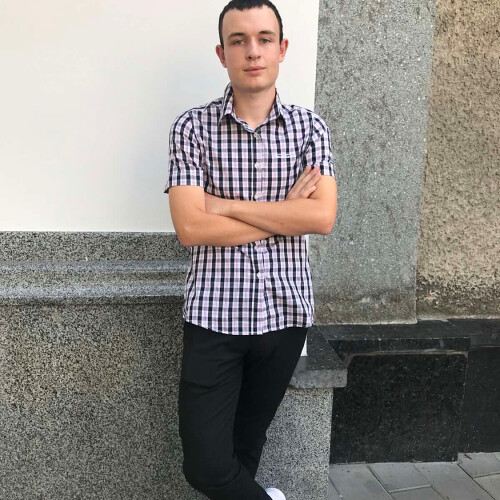 Андрій