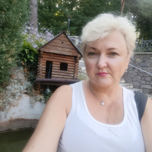 Олена