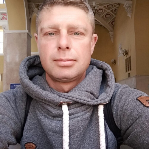 Максис